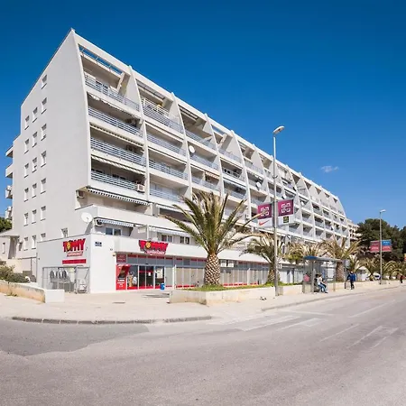 Sun Views 3 * Split